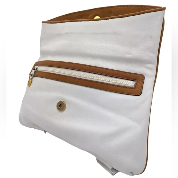 COA Celine White Leather Clutch - Picture 3 of 16